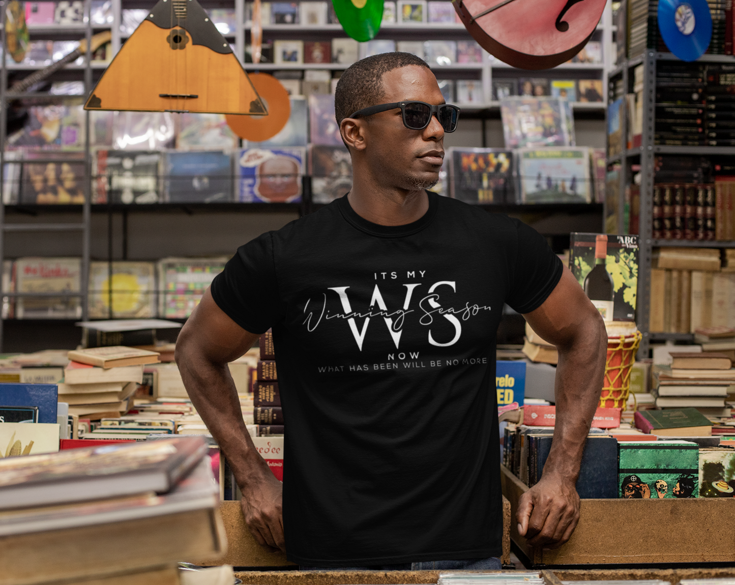 Unisex Signature short sleeve black tee